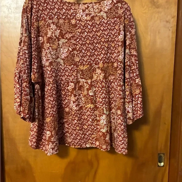 ANDREE BY UNIT Floral V-Neck Blouse 2Xl ruffle sleeves - Picture 7 of 9